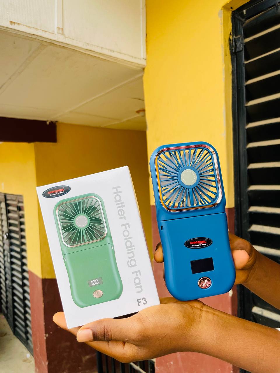 Halter folding fan